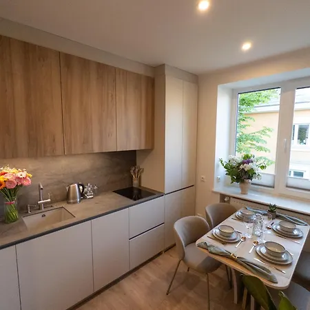 Atk T1 Airport Bus Station 塔林