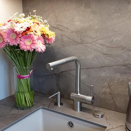 Atk T1 Airport Bus Station Apartament *